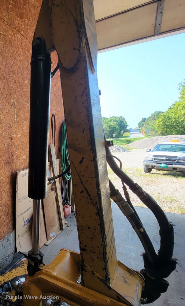 image for item KD9423 Tiger  side boom mower