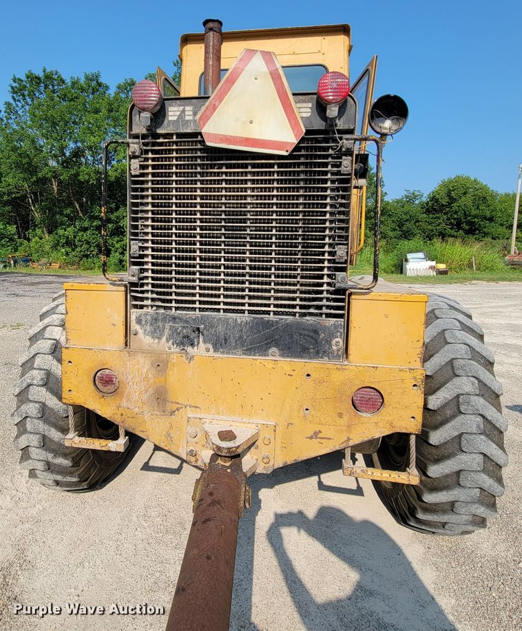 image for item KD9425 1987 Fiat-Allis FG75  motor grader