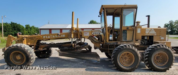 image for item KD9425 1987 Fiat-Allis FG75  motor grader