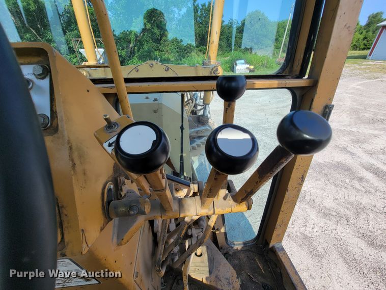 image for item KD9425 1987 Fiat-Allis FG75  motor grader