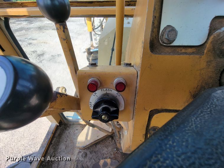 image for item KD9425 1987 Fiat-Allis FG75  motor grader