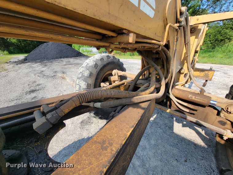 image for item KD9425 1987 Fiat-Allis FG75  motor grader