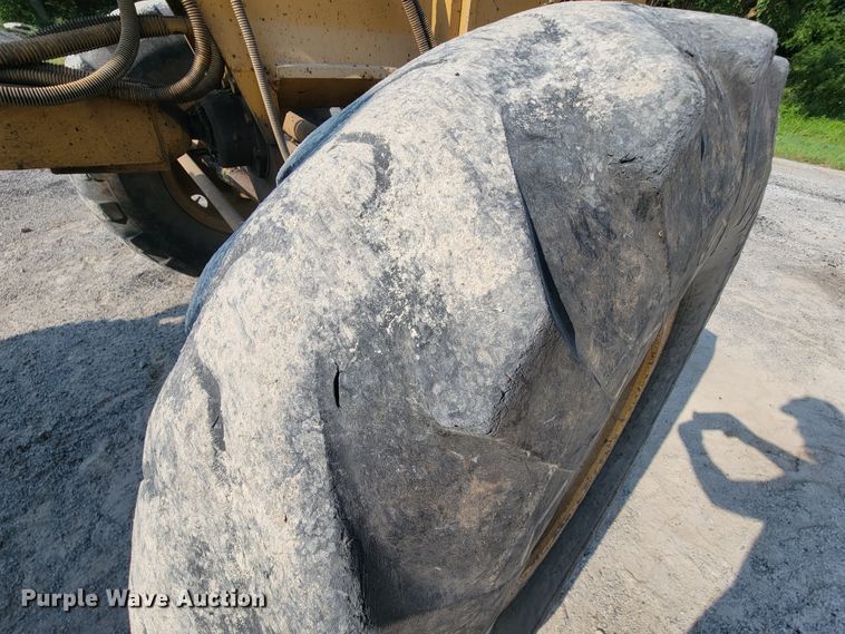 image for item KD9425 1987 Fiat-Allis FG75  motor grader