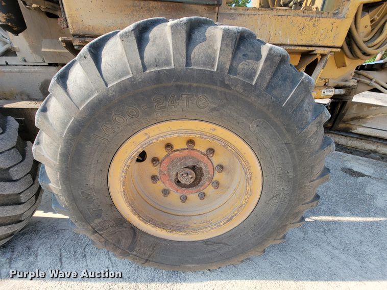 image for item KD9425 1987 Fiat-Allis FG75  motor grader