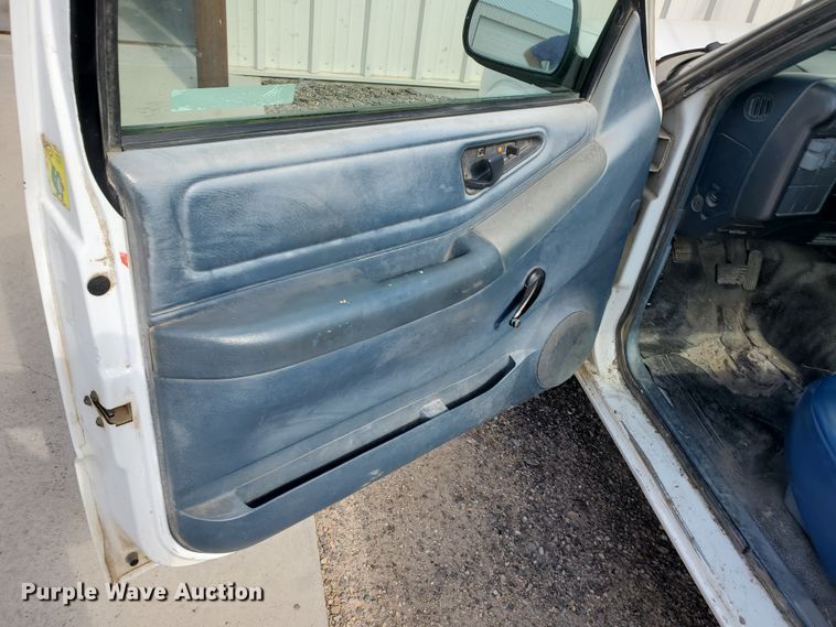 image for item KK9353 1994 Chevrolet S10  pickup truck