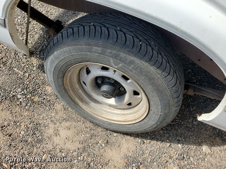 image for item KK9353 1994 Chevrolet S10  pickup truck