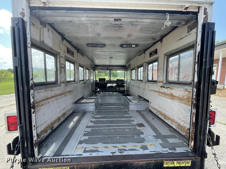 image for item KK9550 1977 Chevrolet P30  delivery truck