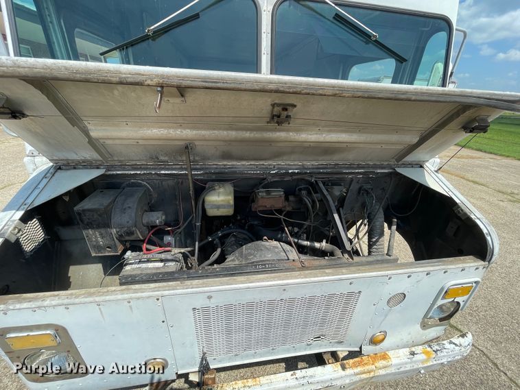 image for item KK9550 1977 Chevrolet P30  delivery truck