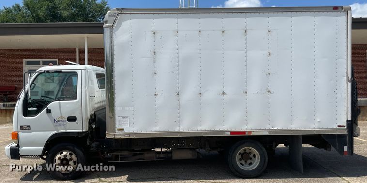 image for item KK9551 1998 Chevrolet W3500  box truck