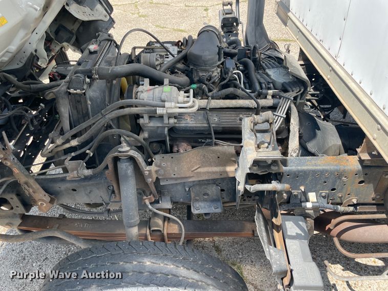 image for item KK9551 1998 Chevrolet W3500  box truck