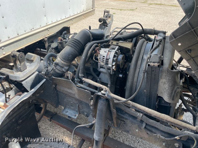 image for item KK9551 1998 Chevrolet W3500  box truck