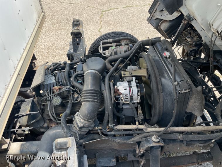 image for item KK9551 1998 Chevrolet W3500  box truck