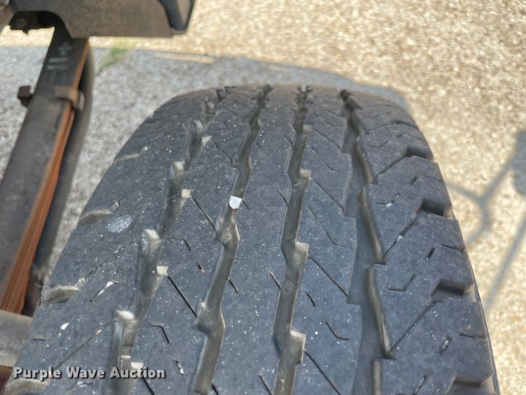 image for item KK9551 1998 Chevrolet W3500  box truck