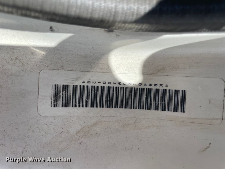 image for item KK9551 1998 Chevrolet W3500  box truck