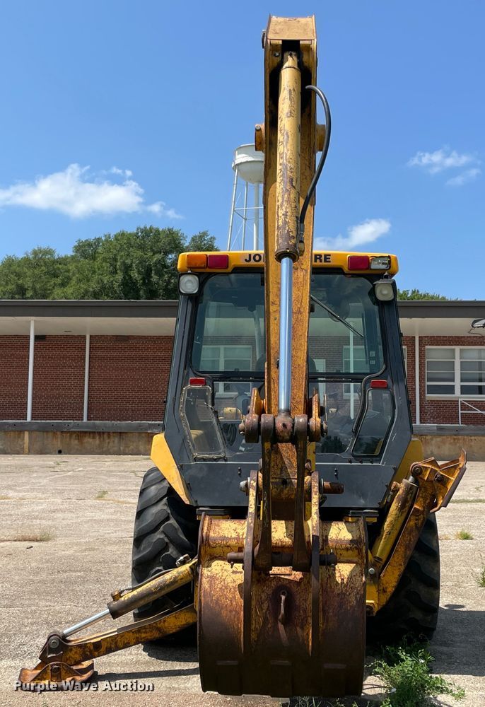 image for item KK9553 John Deere 210C  backhoe