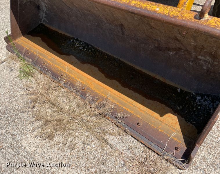 image for item KK9553 John Deere 210C  backhoe