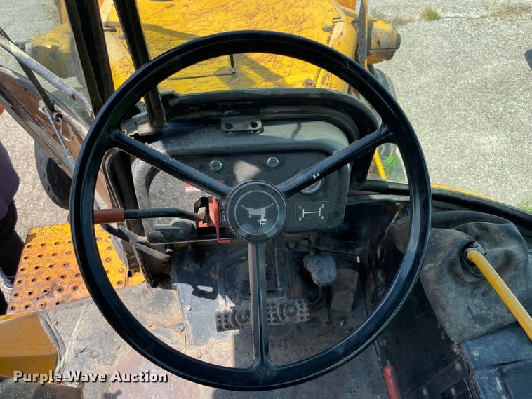 image for item KK9553 John Deere 210C  backhoe