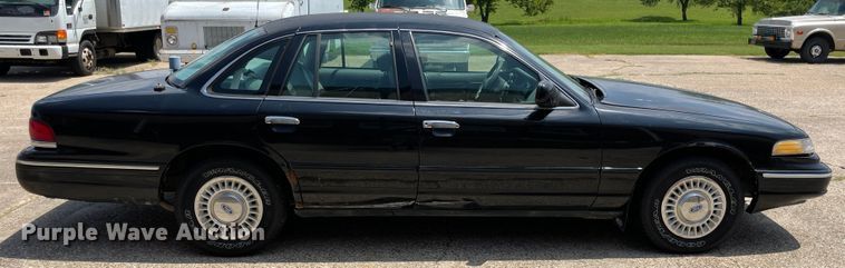 image for item KK9554 1997 Ford Crown Victoria Police Interceptor