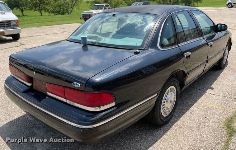 image for item KK9554 1997 Ford Crown Victoria Police Interceptor