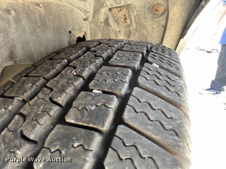 image for item KK9554 1997 Ford Crown Victoria Police Interceptor