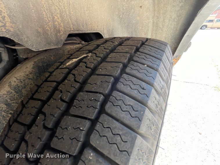 image for item KK9554 1997 Ford Crown Victoria Police Interceptor