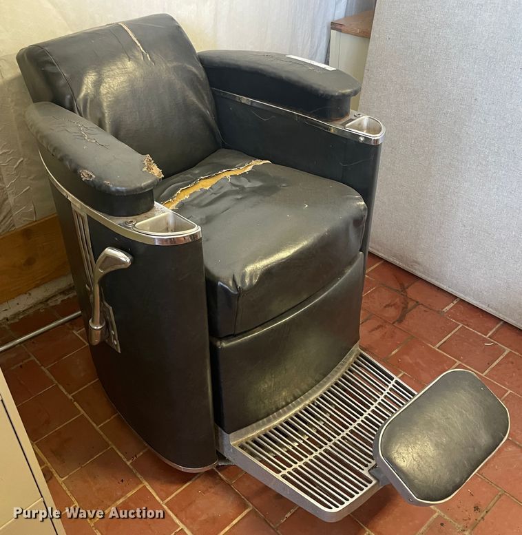 image for item KK9557 Koker  barber chair