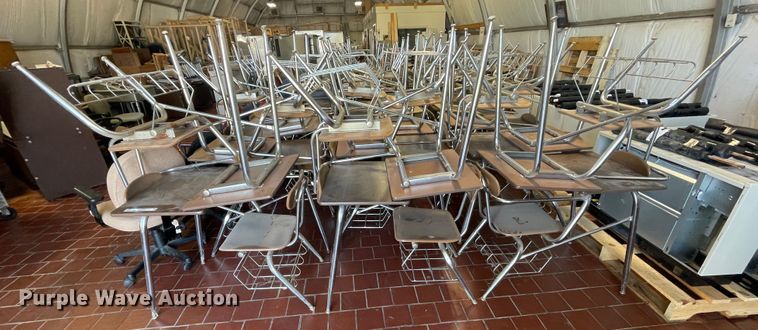 image for item KK9560 Approximately 66 desks