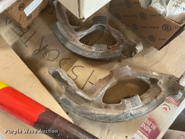 image for item KK9561 Tools