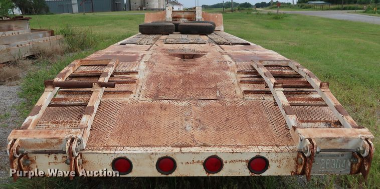 image for item KQ9786 1968 Hyster  equipment trailer