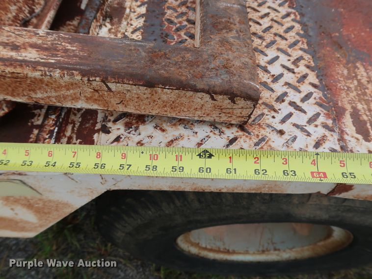 image for item KQ9786 1968 Hyster  equipment trailer