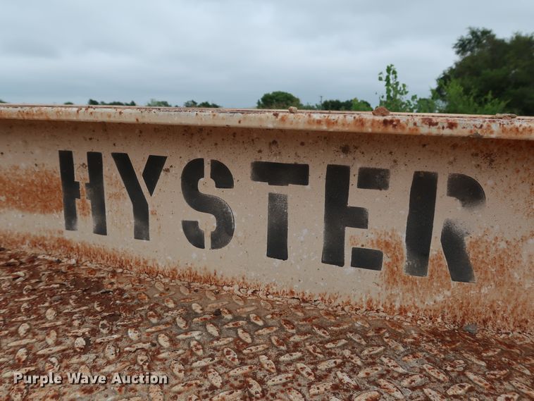 image for item KQ9786 1968 Hyster  equipment trailer