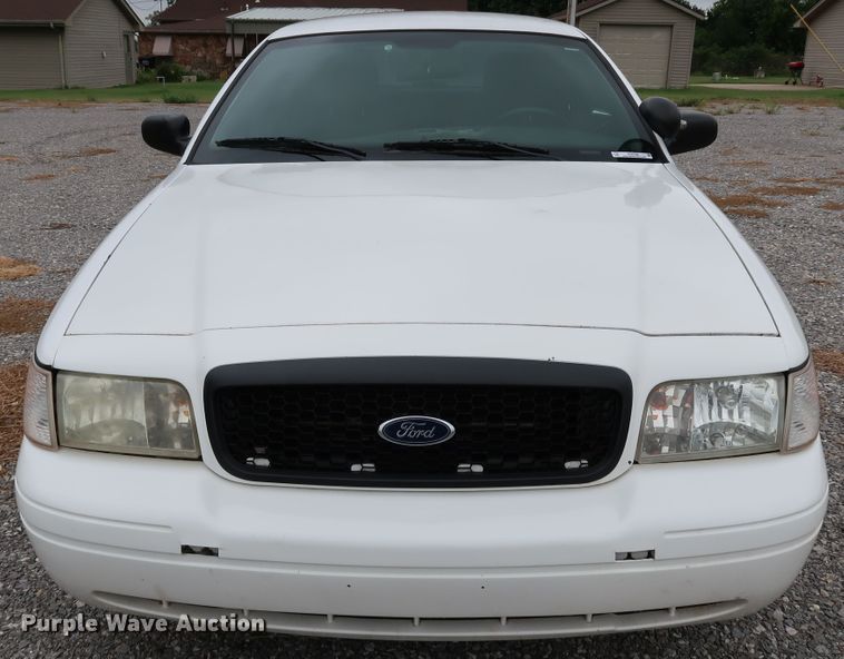 image for item KQ9788 2011 Ford Crown Victoria Police Interceptor