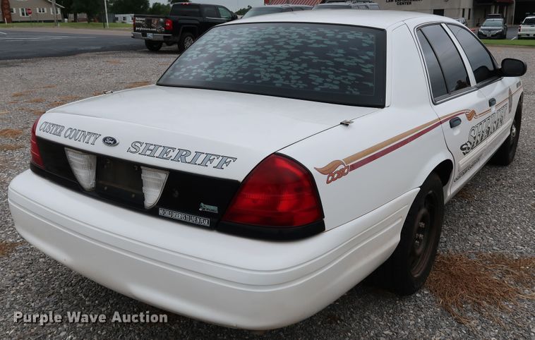 image for item KQ9788 2011 Ford Crown Victoria Police Interceptor