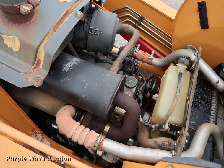 image for item KQ9792 2010 Case 590 Super M Series III  backhoe