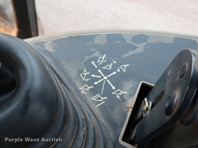 image for item KQ9793 2006 Case 590 Super M Series II  backhoe