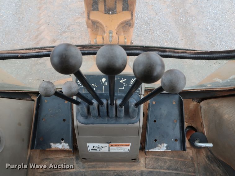 image for item KQ9793 2006 Case 590 Super M Series II  backhoe