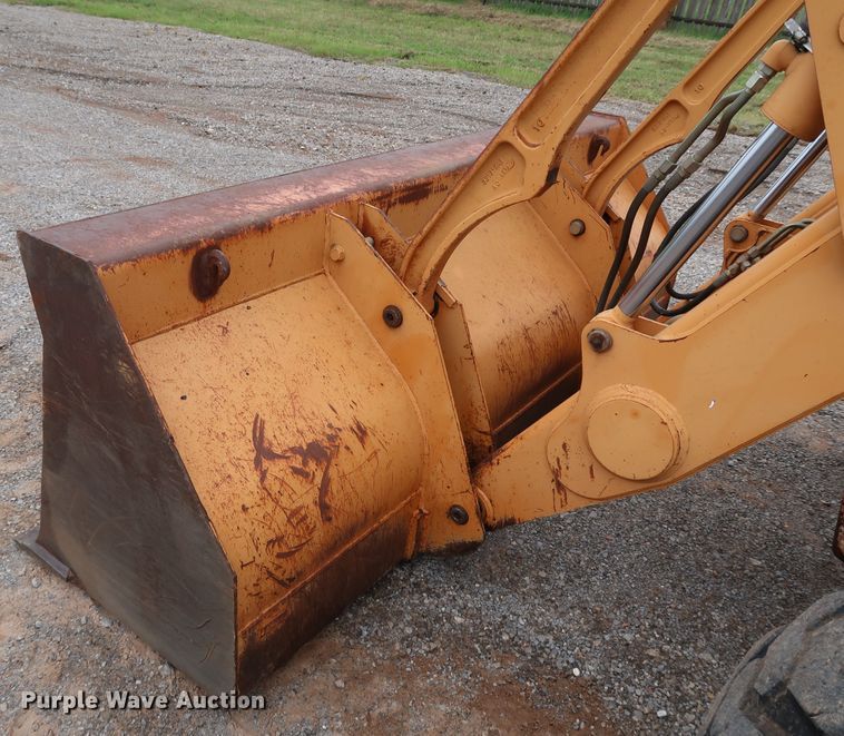 image for item KQ9793 2006 Case 590 Super M Series II  backhoe