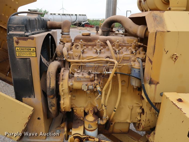 image for item KQ9794 1989 Vermeer BC1250  wood chipper