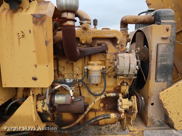 image for item KQ9794 1989 Vermeer BC1250  wood chipper