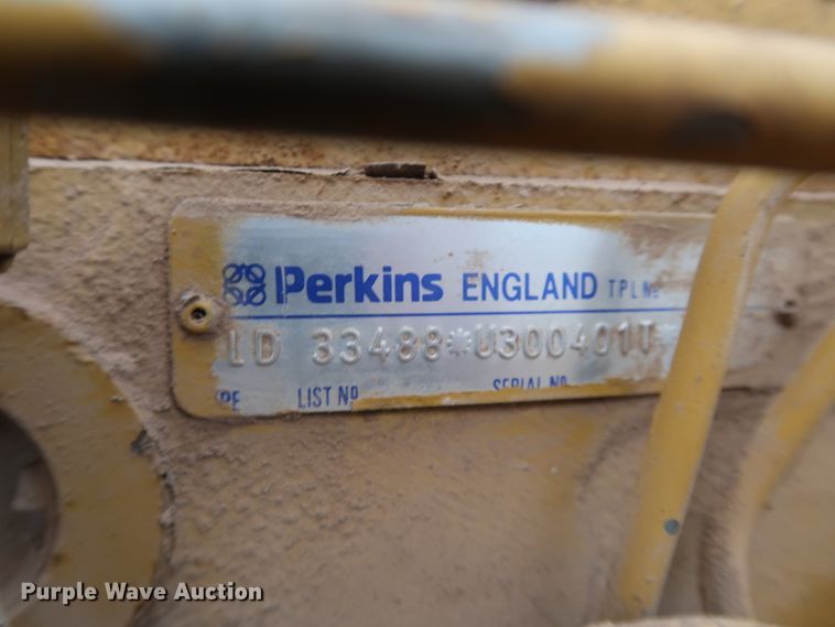 image for item KQ9794 1989 Vermeer BC1250  wood chipper