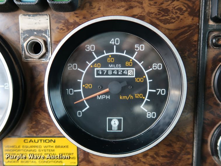 image for item KQ9795 1993 Kenworth T400  water truck