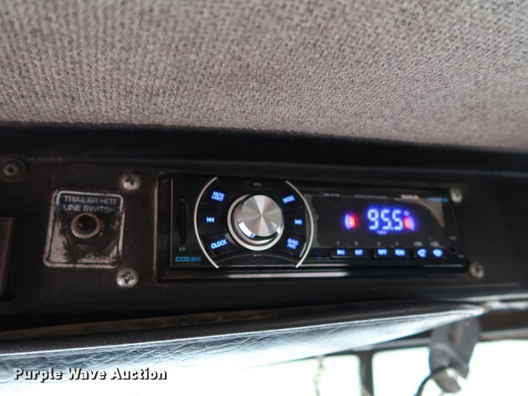 image for item KQ9795 1993 Kenworth T400  water truck