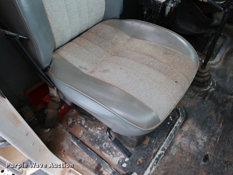 image for item KQ9795 1993 Kenworth T400  water truck