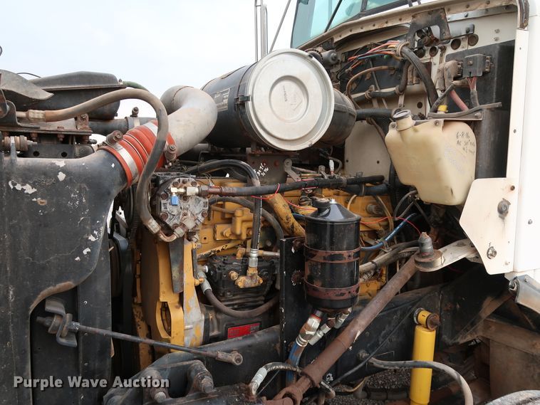 image for item KQ9795 1993 Kenworth T400  water truck