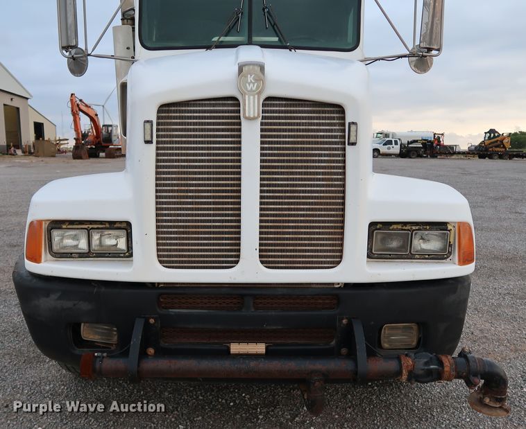 image for item KQ9795 1993 Kenworth T400  water truck