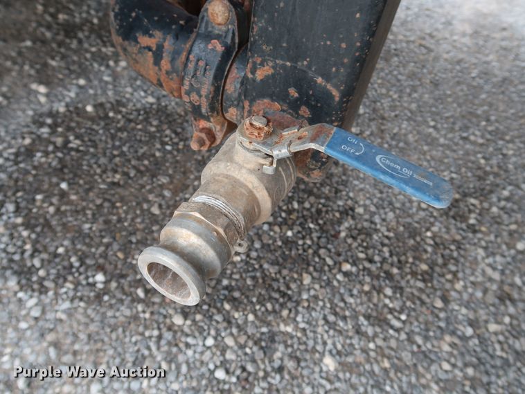 image for item KQ9795 1993 Kenworth T400  water truck