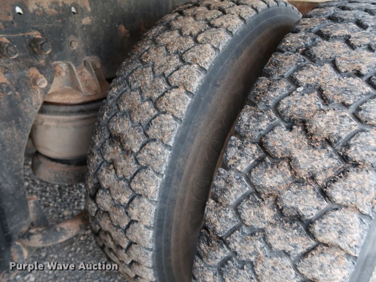 image for item KQ9795 1993 Kenworth T400  water truck