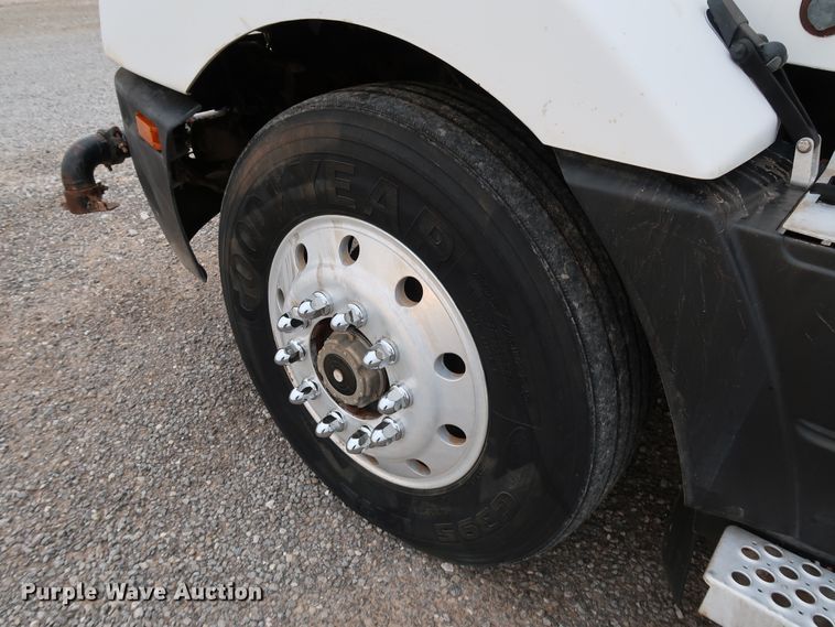 image for item KQ9795 1993 Kenworth T400  water truck