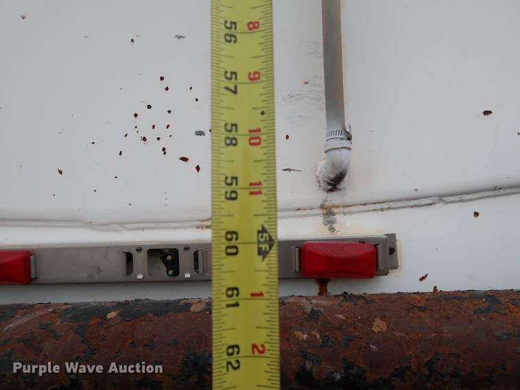 image for item KQ9795 1993 Kenworth T400  water truck