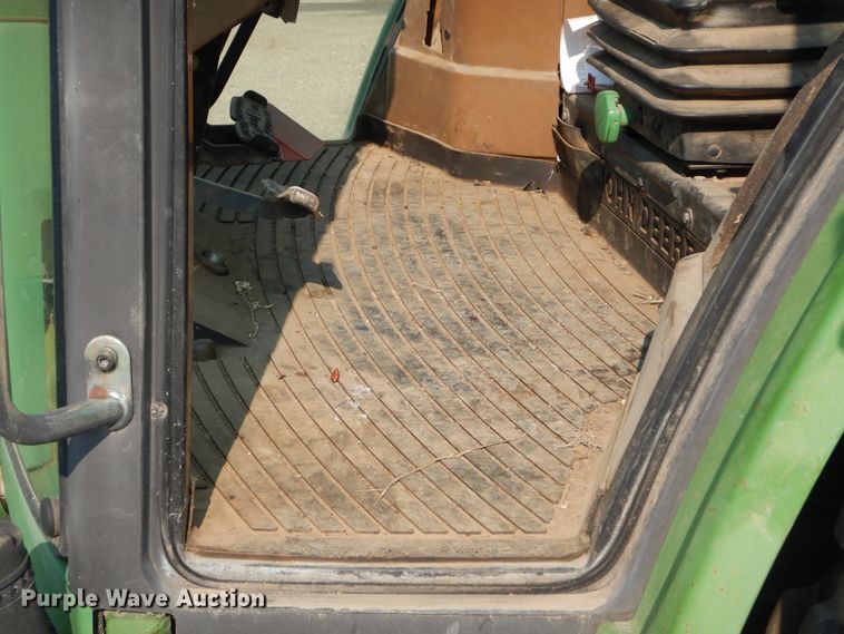 image for item KV9224 1994 John Deere 6400  MFWD tractor